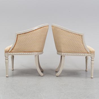 Salongsmöbel, två fåtöljer samt soffa, gustaviansk stil, 1900-talets början.