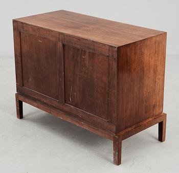 A chest of drawers attributed to Axel Einar Hjorth, executed by Hjalmar Wikström, Stockholm 1920's-30's.