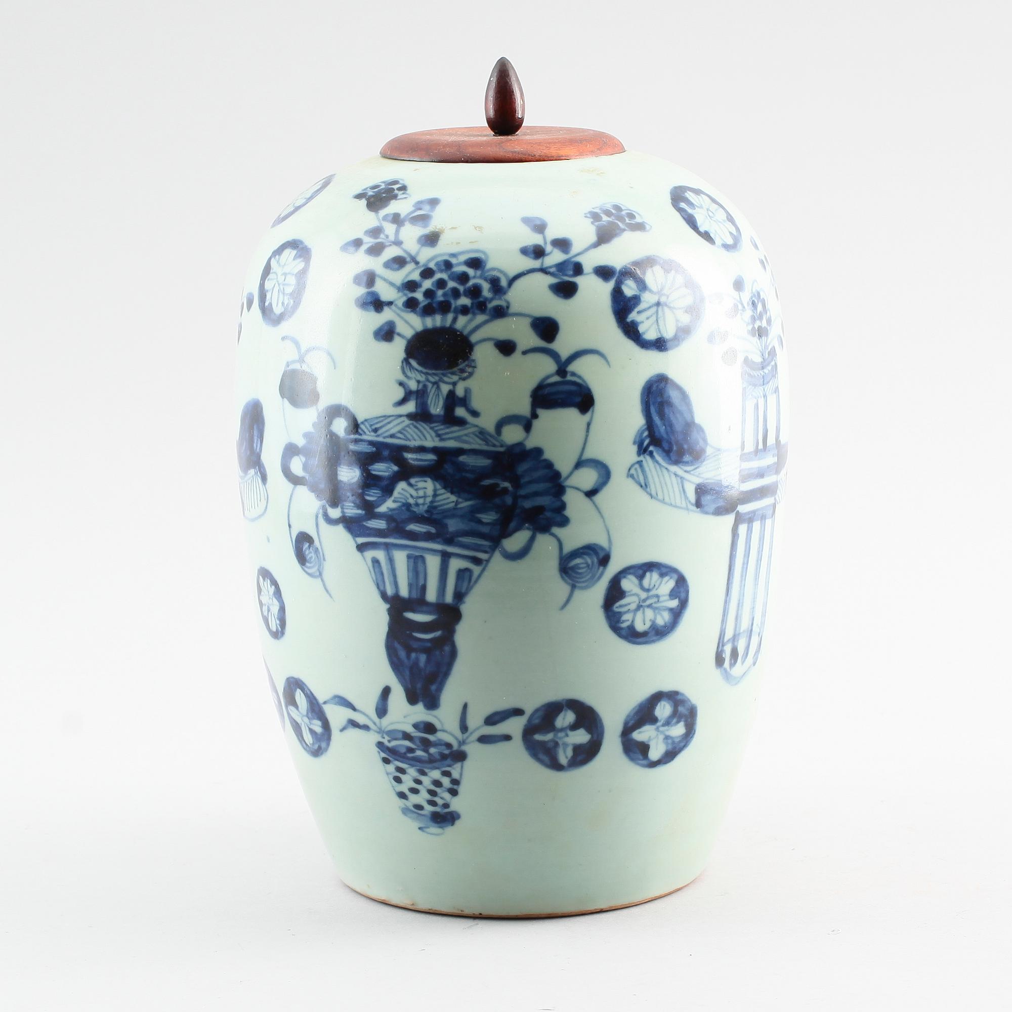 URNA, porslin, Kina, 1800-tal.