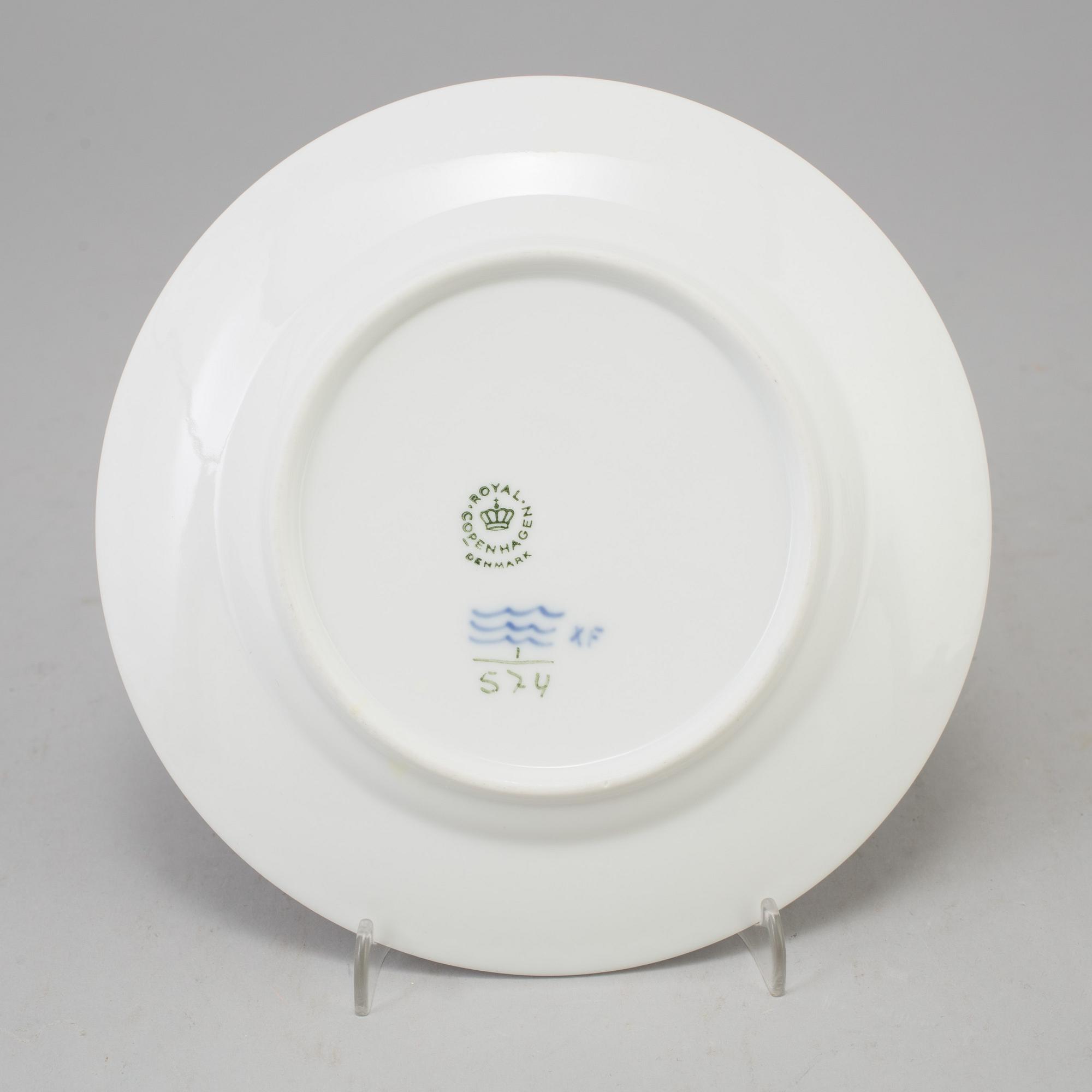 SERVIS, 44 delar, porslin, "Musselmalet", Royal Copenhagen, Danmark.