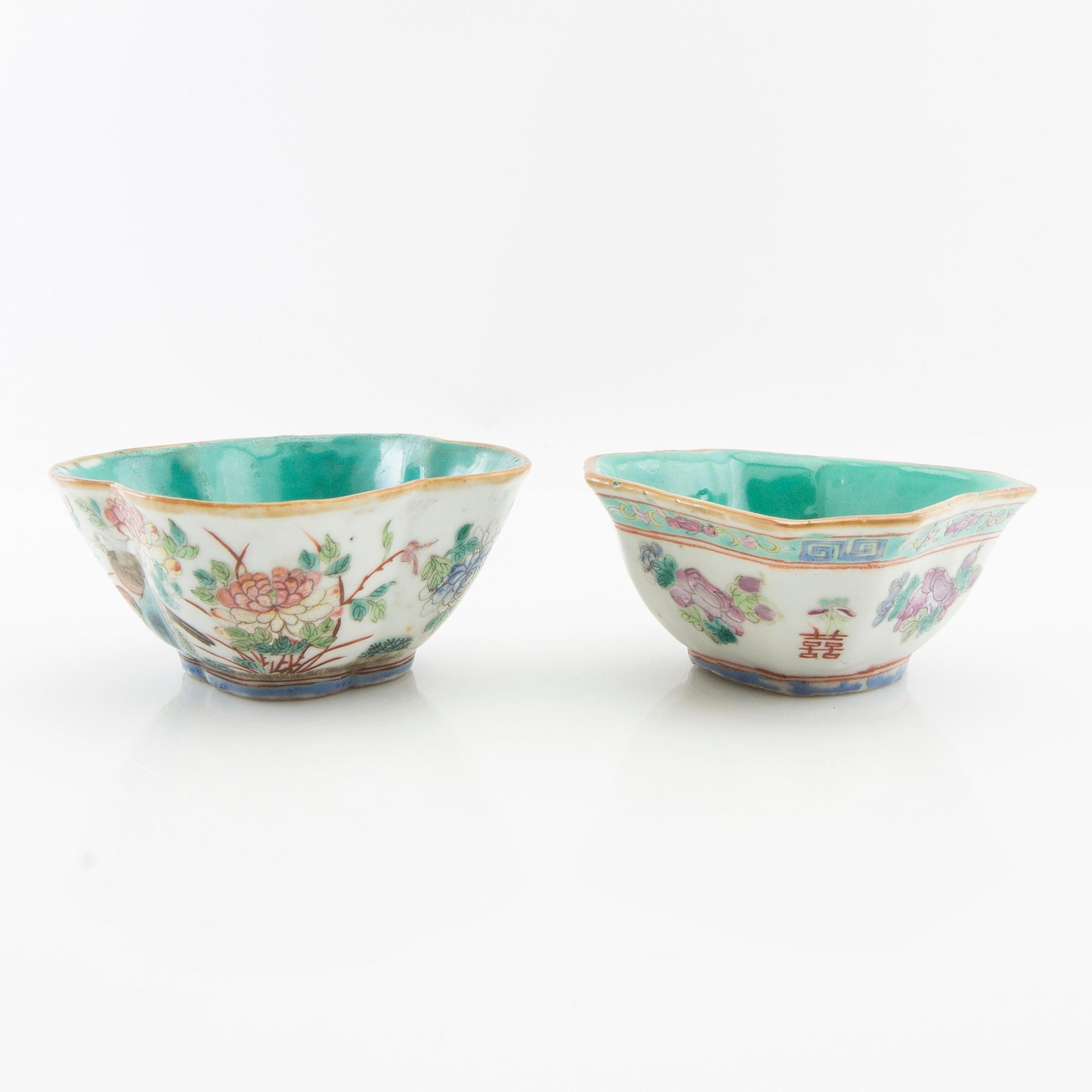Bowls 2 pcs China 19th century porcelain.