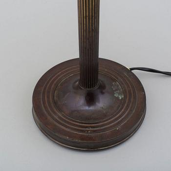BORDSLAMPA, koppar, 1900-talets mitt.
