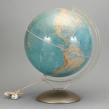 JORDGLOB, 1900-talets mitt. Höjd 57 cm.