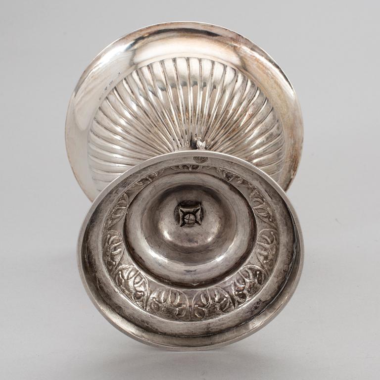 CARL GUSTAF HÖGSTEDT, skål på fot, silver, Kalmar, 1841.