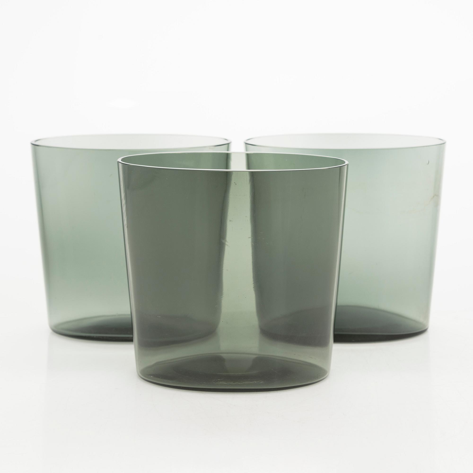 Saara Hopea, serveringsskålar, 3 st med underlag och vaser, 3 st, Nuutajärvi Notsjö.