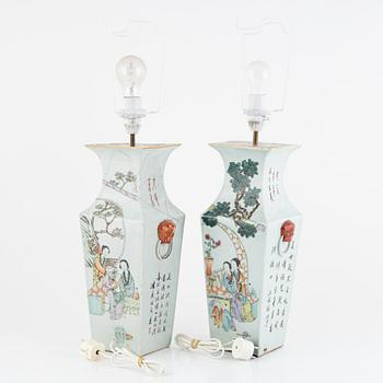 A pair of Chinese famille rose vases / table lamps, 20th century.