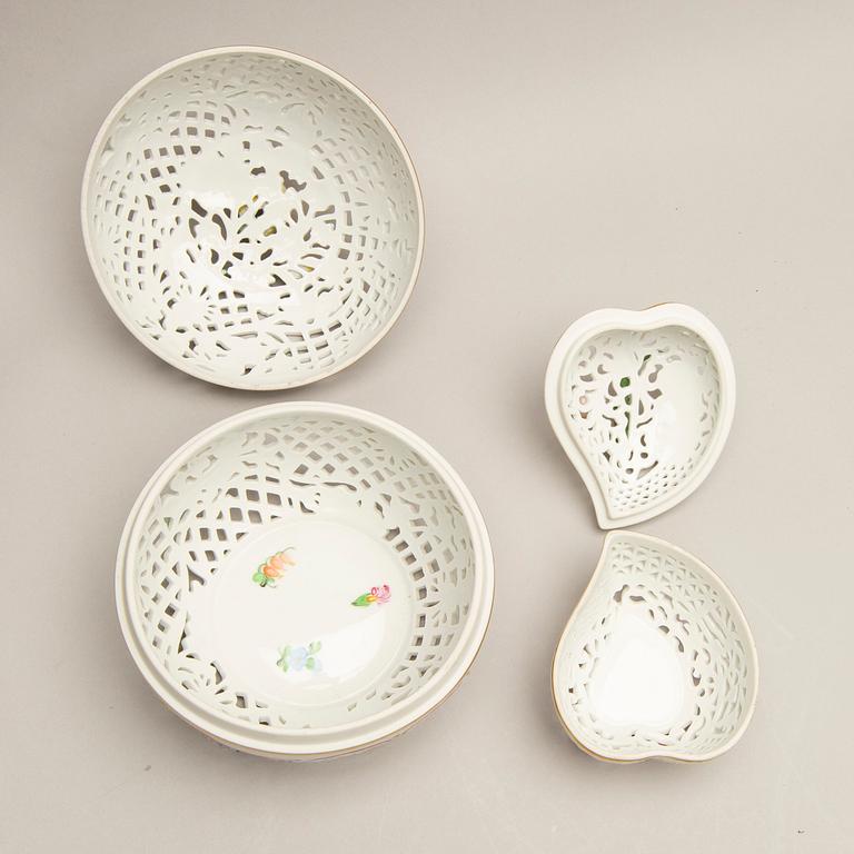 A set of two Herend handpainted porcelain bowls mid 1900s.