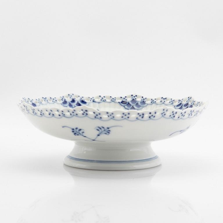 Service, 46 pieces, porcelain, Blue Fluted "Full Lace" and "Half Lace", Royal Copenhagen, Denmark.