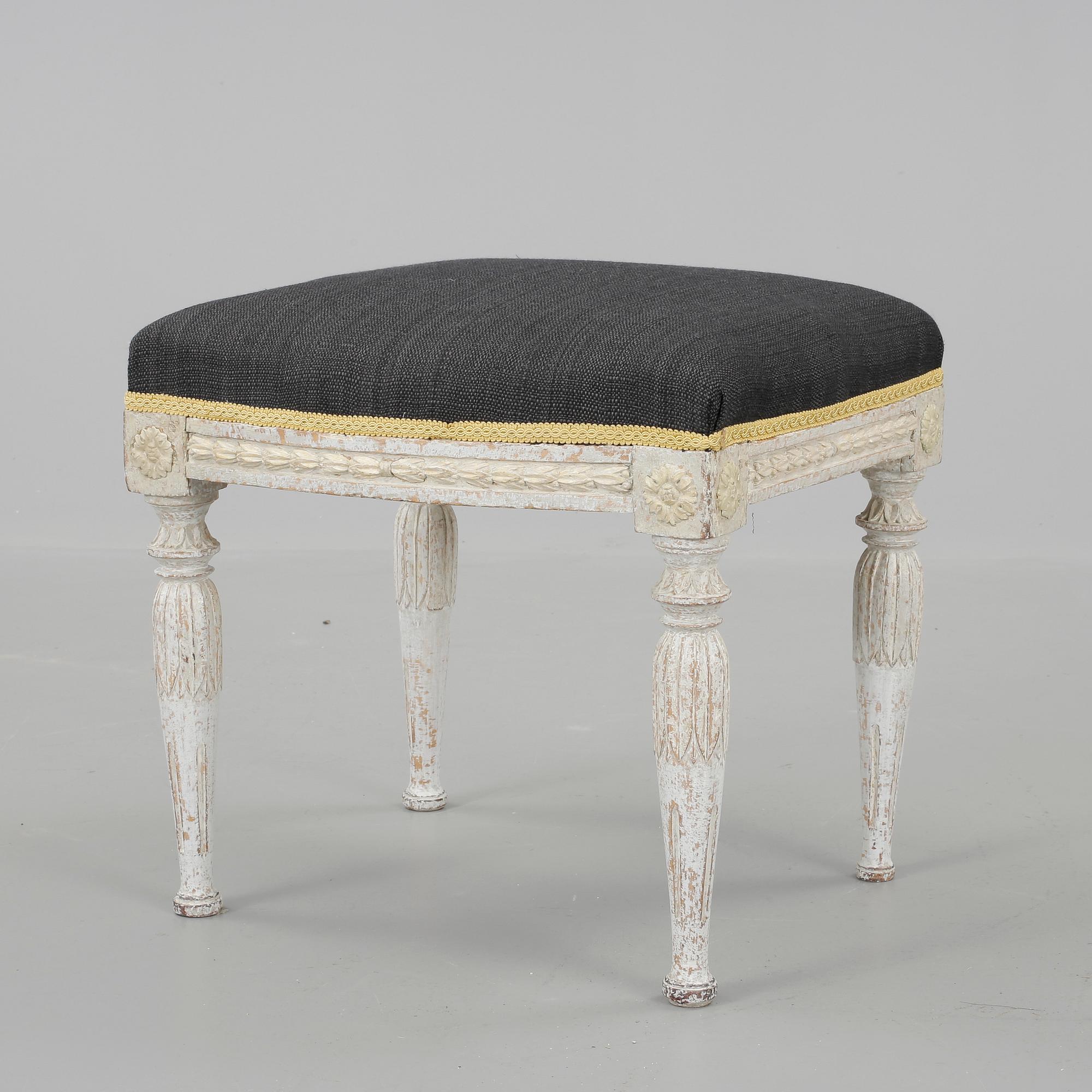 TABURETT, sengustaviansk stockholmsarbete, omkring 1800.