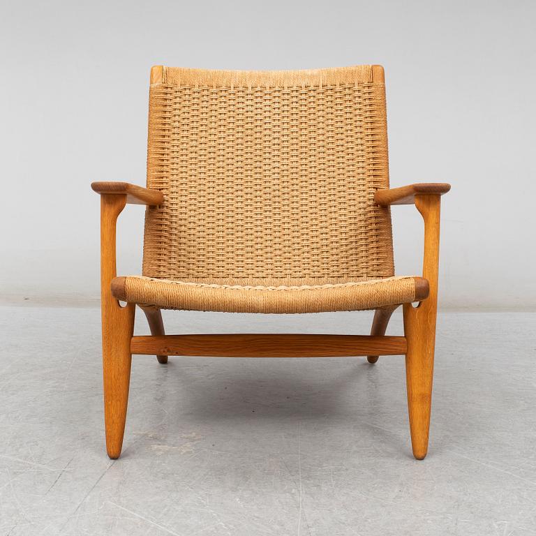 HANS J WEGNER, fåtölj "CH-25", Carl Hansen & Søn, Danmark.