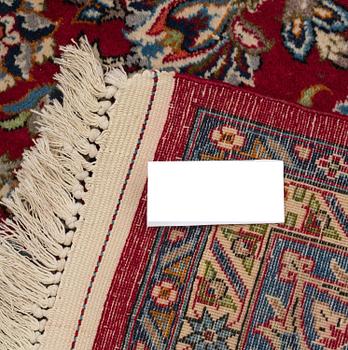 MATTA, old, Isfahan, ca 350 x 232 cm.