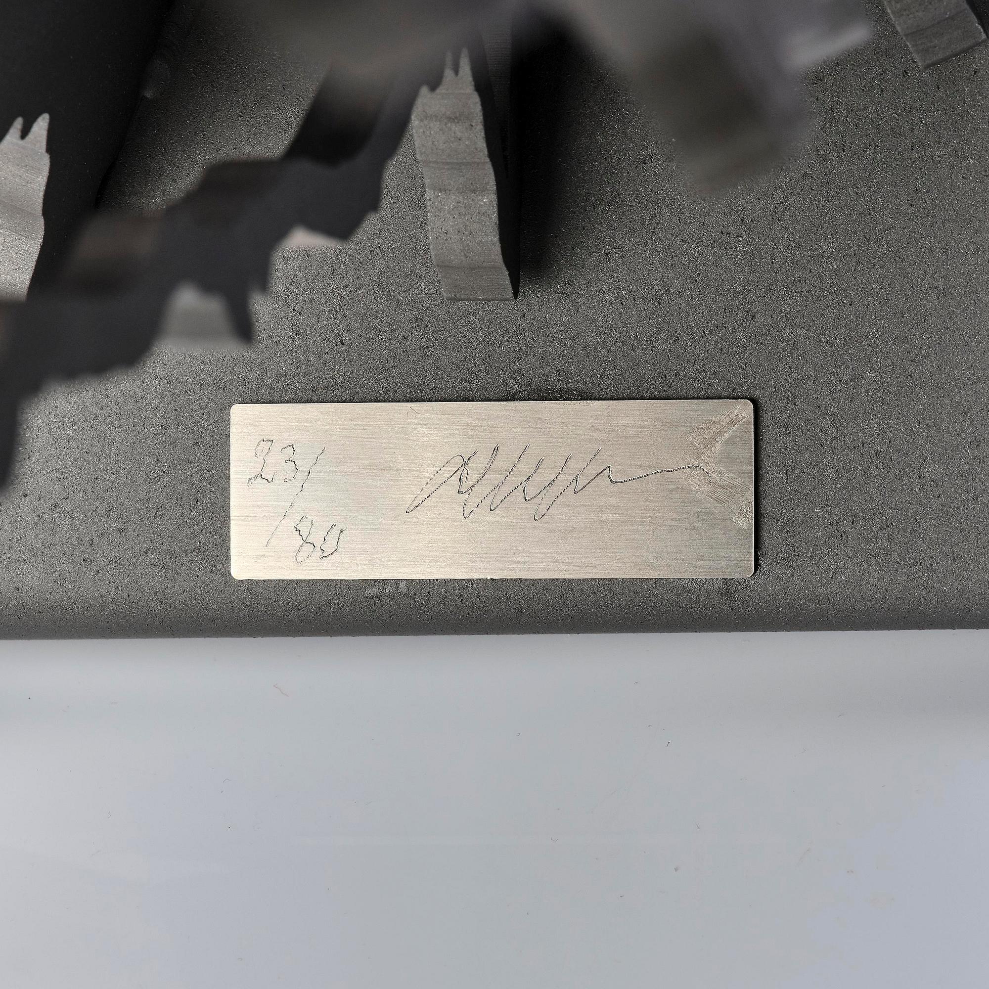 Arman (Armand Pierre Fernandez), "Vénus de Milo".