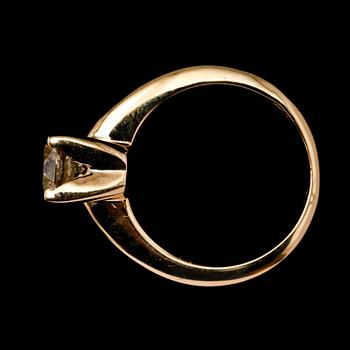 RING, 14 k guld, med diamant ca 1.03 ct.