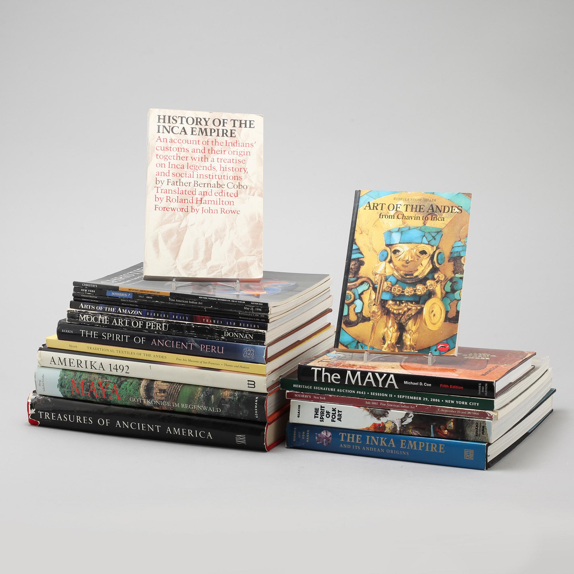 12 books and 6 catalogs about American / Pre-Columbian Art, 20th and 21st century.