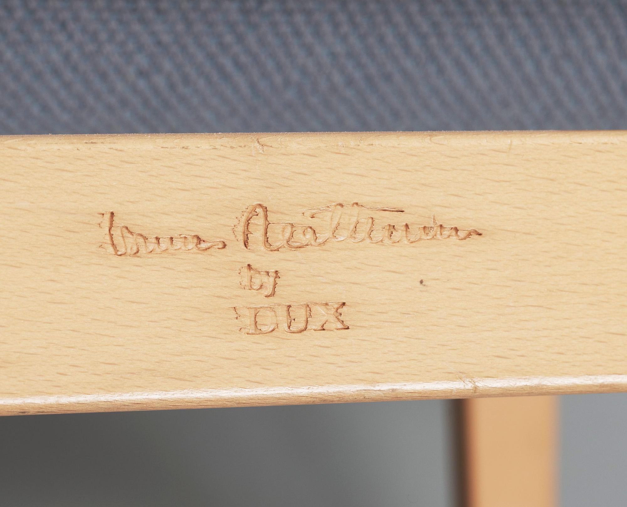 FÅTÖLJ, design Bruno Mathson för Dux.