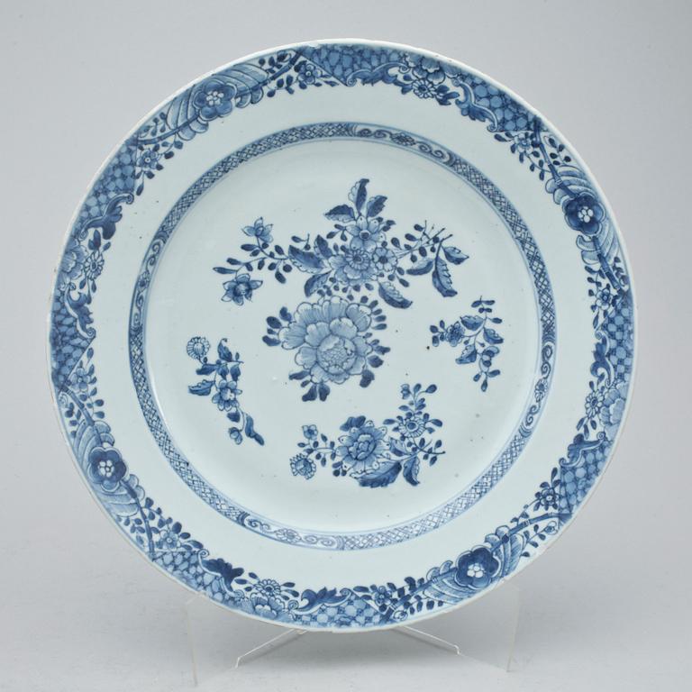 FAT, 3 st, porslin, Kina, Qing dynastin, Qianlong (1735-96).