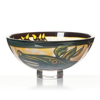 Eva Englund, a 'Ravenna' glass bowl, Orrefors 1983.