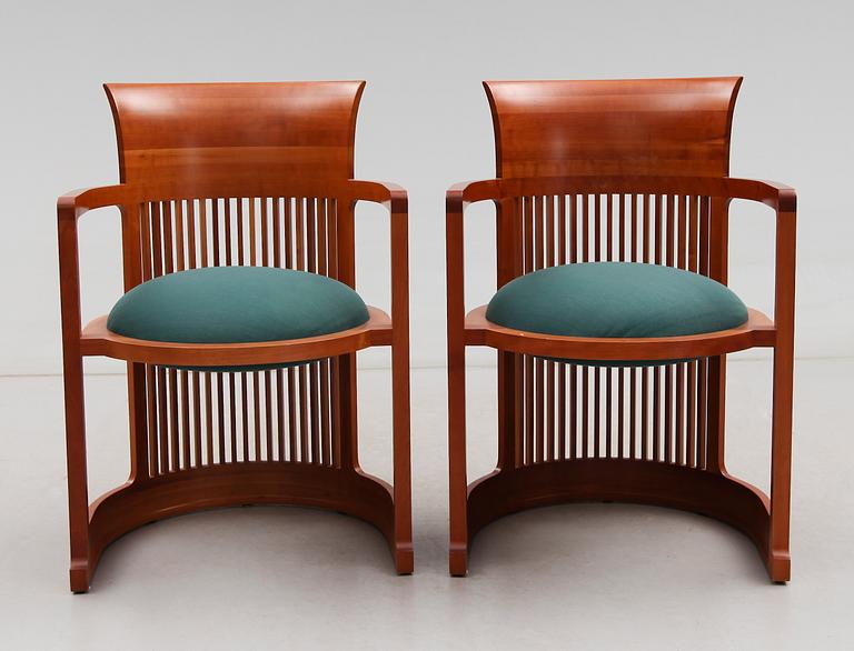 KARMSTOLAR, ett par, "Barell 606",  Frank Lloyd Wright, Cassina, Italien, 1986.