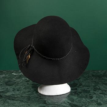 A hat by PUCCI, size II.