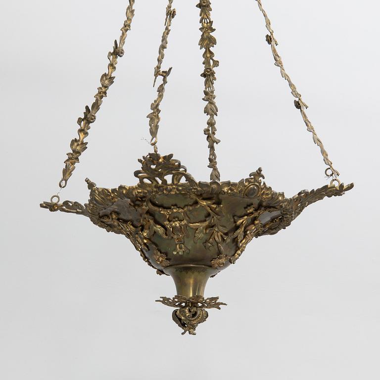 Chandelier Neo-Rococo second half of the 19th century, not complete.