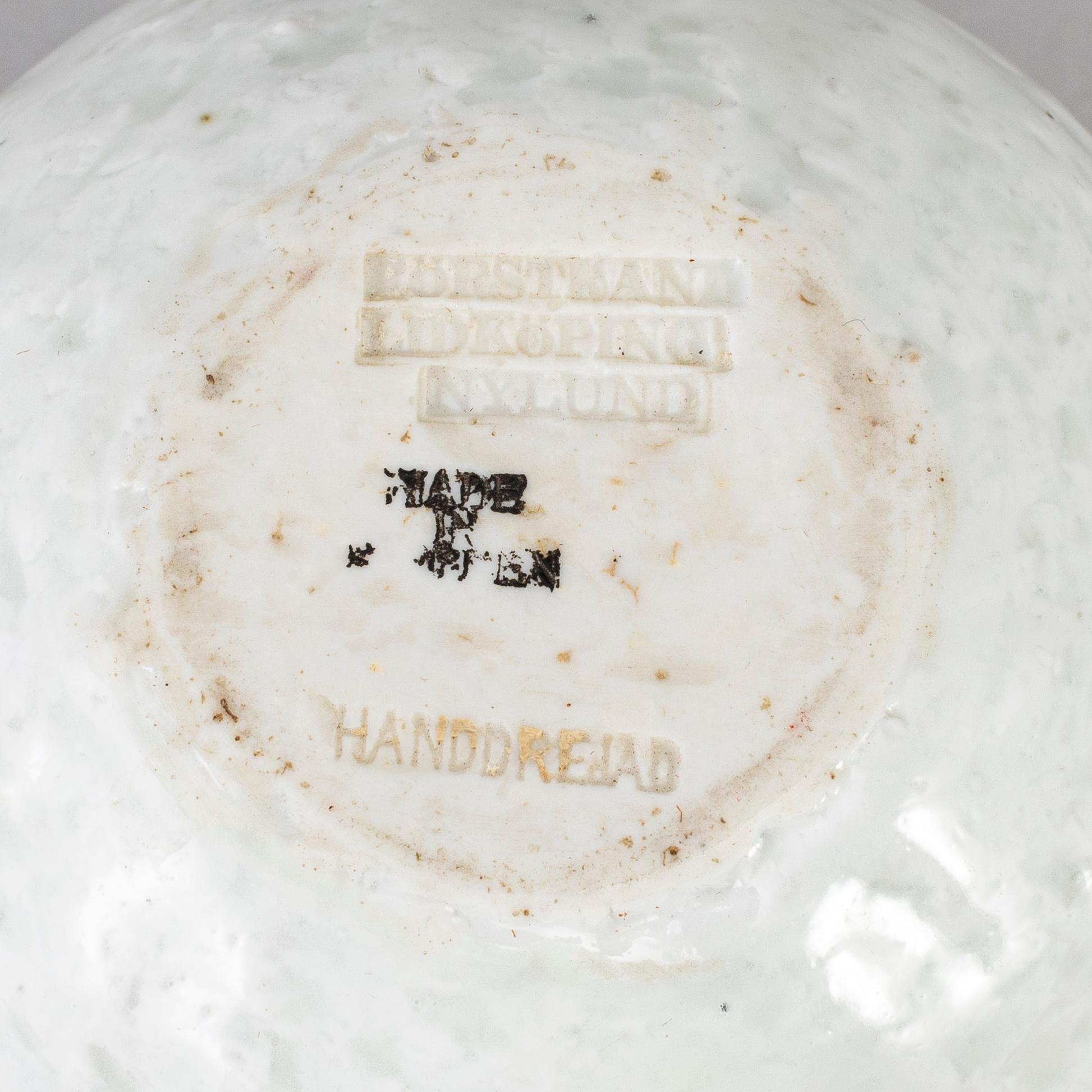 GUNNAR NYLUND, a chamotte vase, mid 20th century.