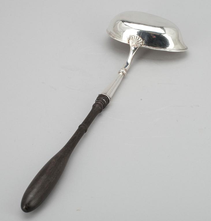 FÖRLÄGGARE, silver, trä. R. Mellin, Helsingfors 1835.