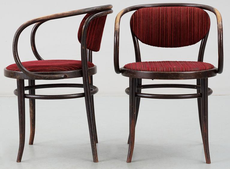 KARMSTOLAR, ett par, Thonet, 1900-talets andra hälft.