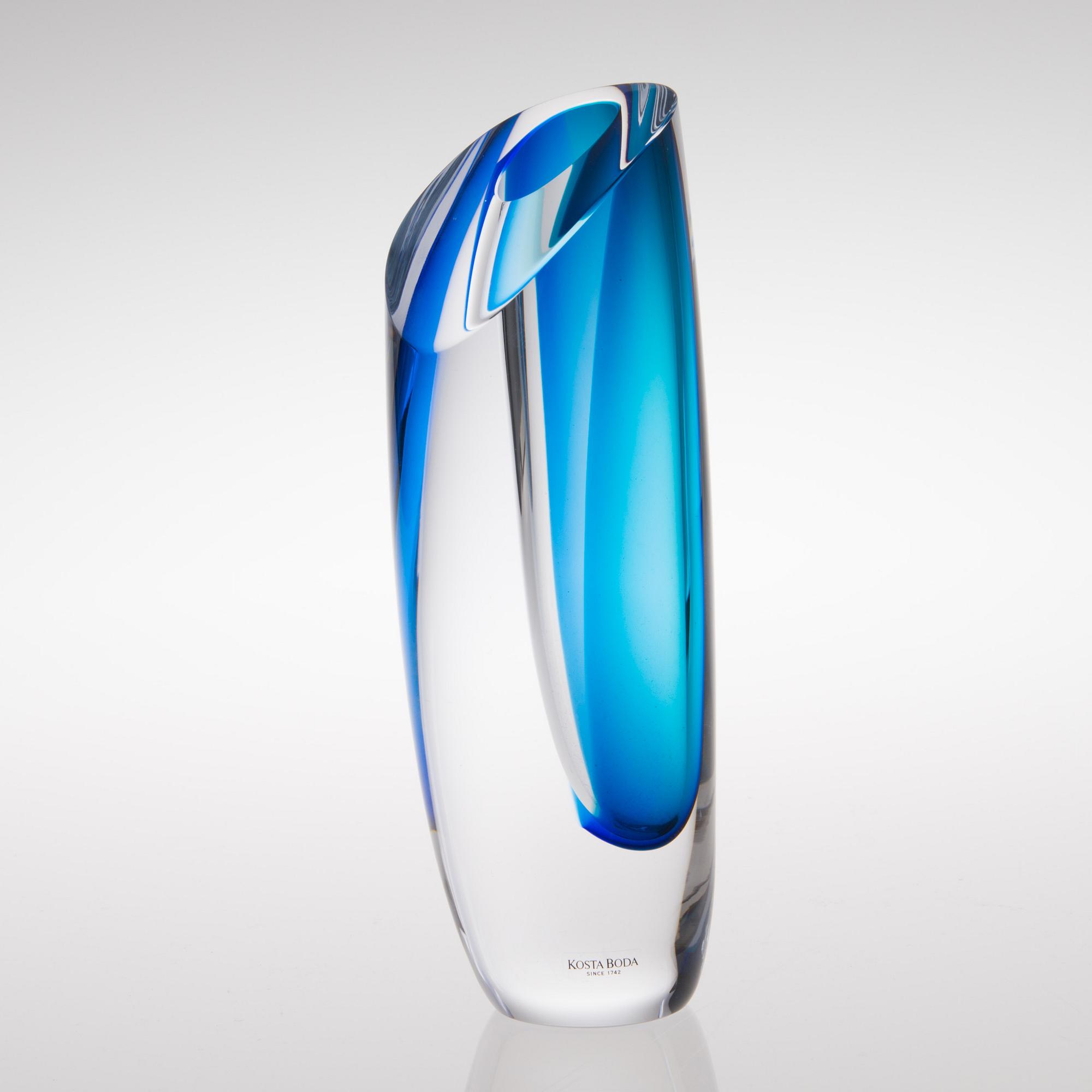 GÖRAN WÄRFF, VAS, glas, signerad "Kosta Boda G Wärff 7049808".
