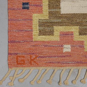 A carpet, flat weave, ca 239-241 x 166,5-168 cm, signed GK. Sweden around 1960.