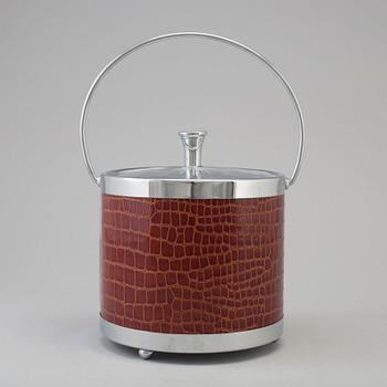 An ice bucket, second half of the 20th Century.