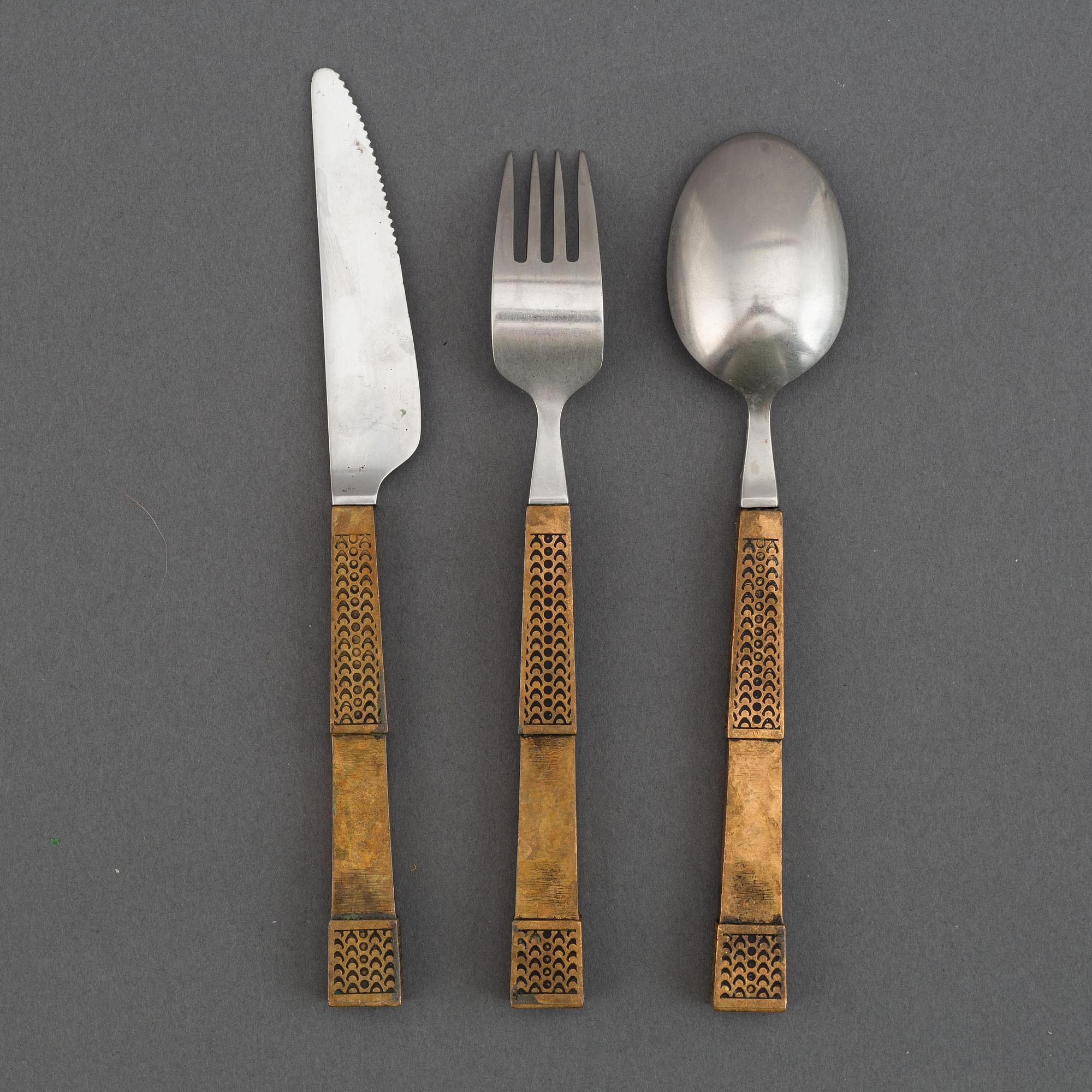 Pentti Sarpaneva, 24 pcs bronze and stainless steel flatware.