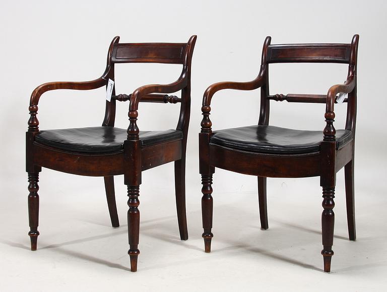 KARMSTOLAR, ett par, England, 1800-talets mitt.