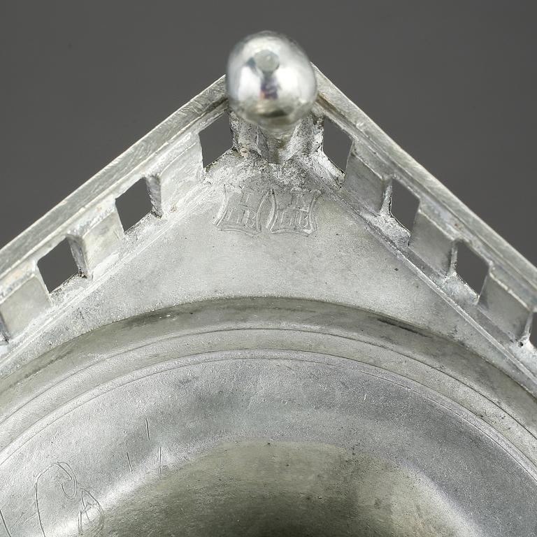 LJUSSTAKR, ett par, tenn, Gustavianska, Åbo, Finland, omkring 1800-tal.