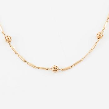 Necklace, 18K gold.