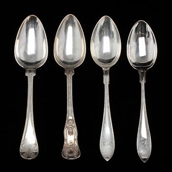 MATSKEDAR, 35 st, silver, mestadels 1900-tal. Bl a K Andersson, C G Hallberg och GAB. Vikt ca 1800 g.