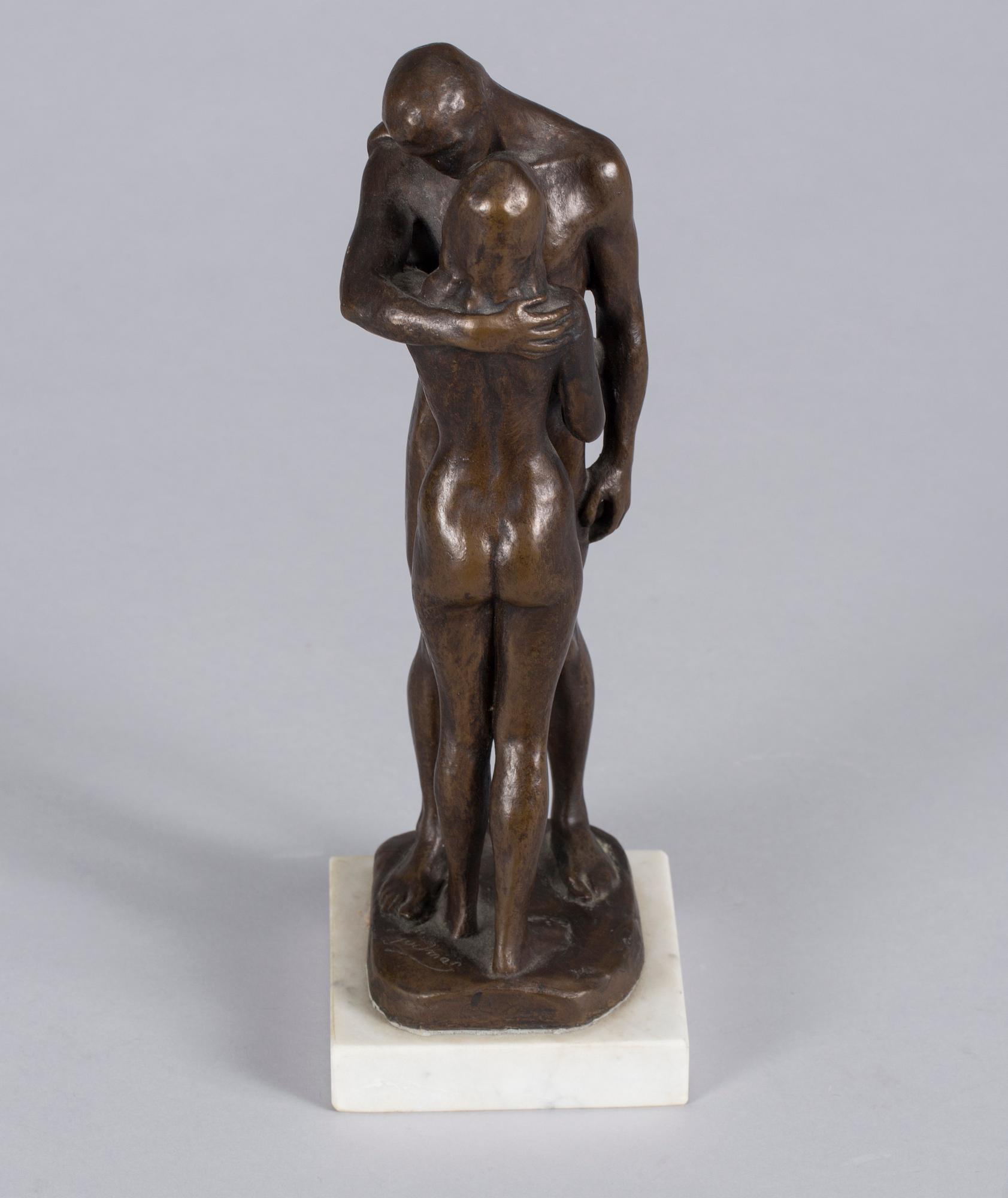 GUDMAR OLOVSON, skulptur, kallbronserad konstmassa. Signerad.