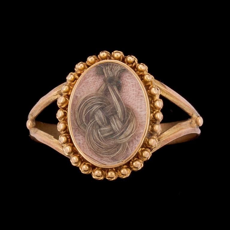 RING, 18 K guld 1800-tal. 1,5 gr.