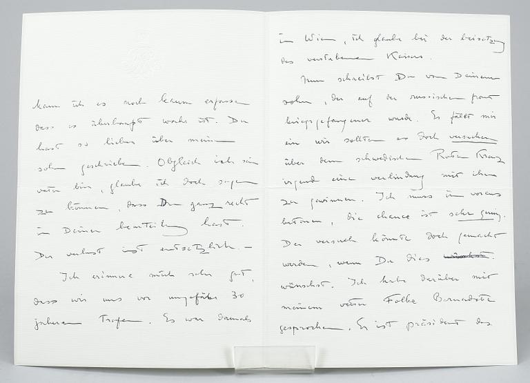 KUNGLIGA BREV, 2 st, Kronprins Gustaf Adolf av Sverige, dat och undertecknade 1930 resp 1947.