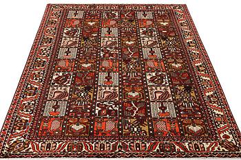 A Bakhtiari carpet, c. 307 x 210 cm.