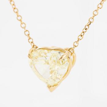 A necklace in 18K gold with a heart-shaped yellow brilliant-cut diamond 4.00 ct Fancy Yellow si1.