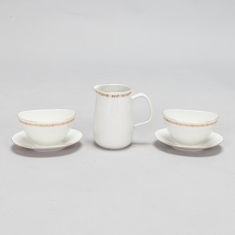 42 pieces of porcelain 'Lenita' dinnerware, for Rörstrand.