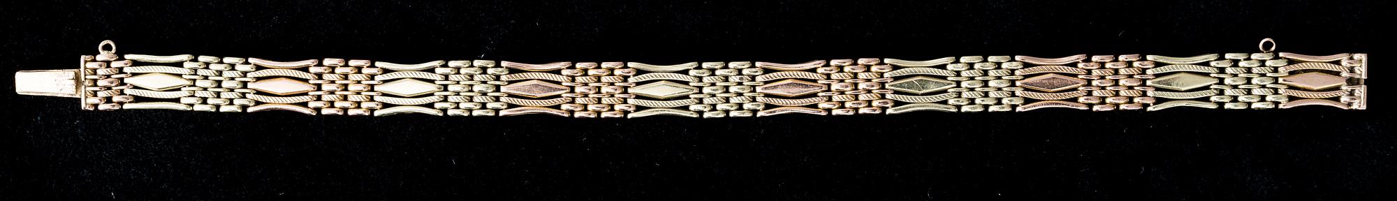 ARMBAND, 14K (56) två färgers guld, Moskva 1907-17.