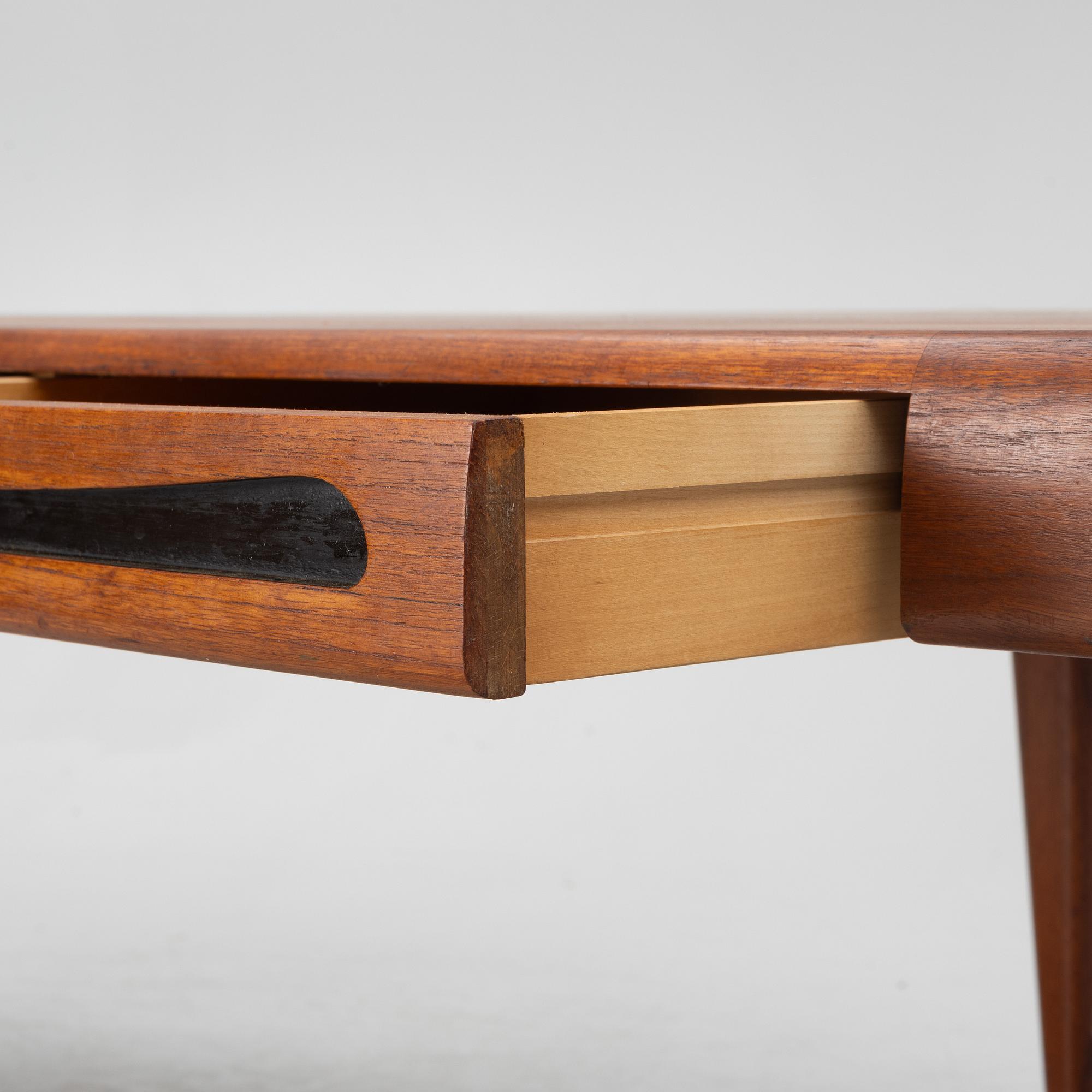 Johannes Andersen, coffee table, "Capri", Trensum, 1960s.