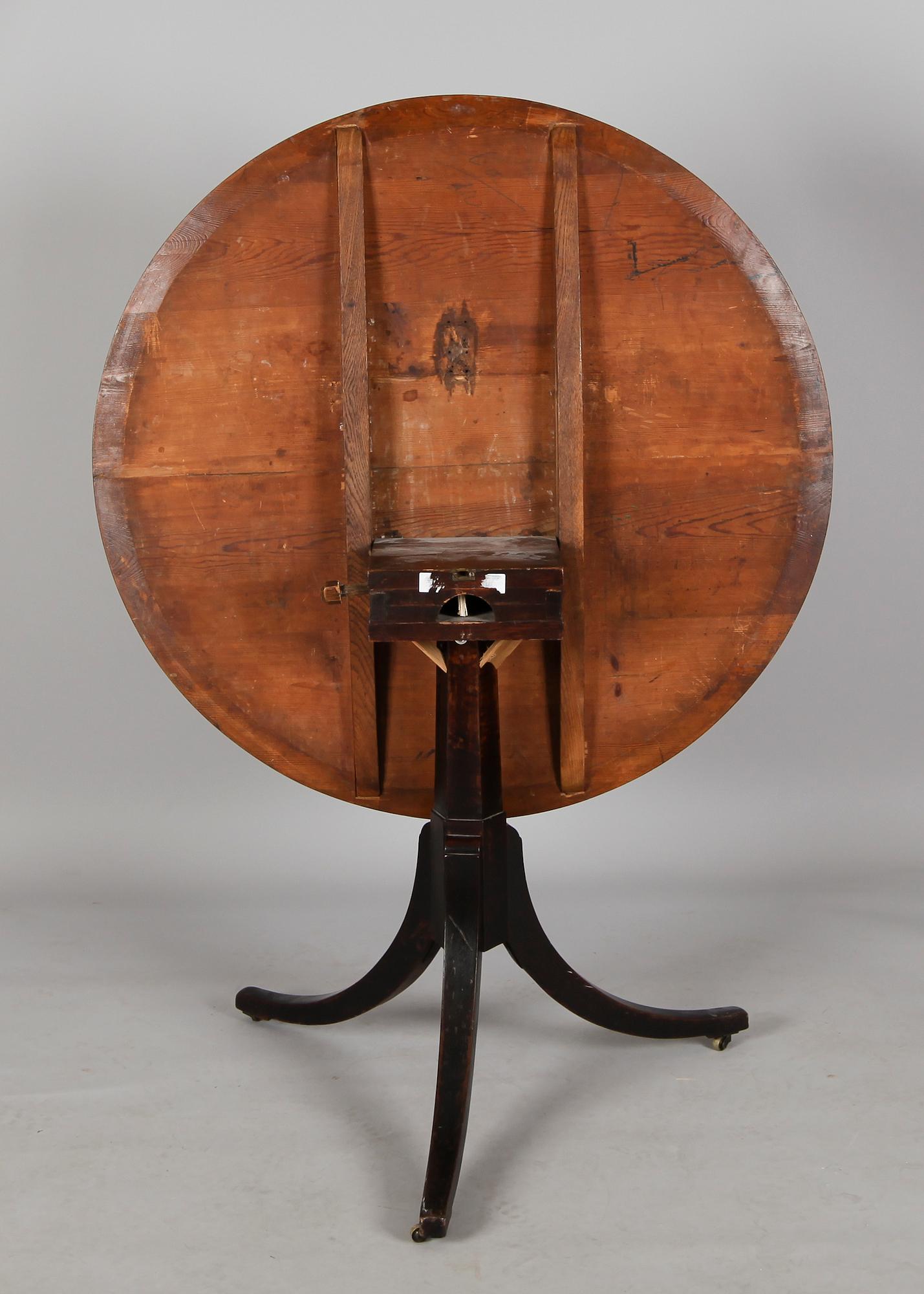 FÄLLBORD, 1800-talets första hälft.