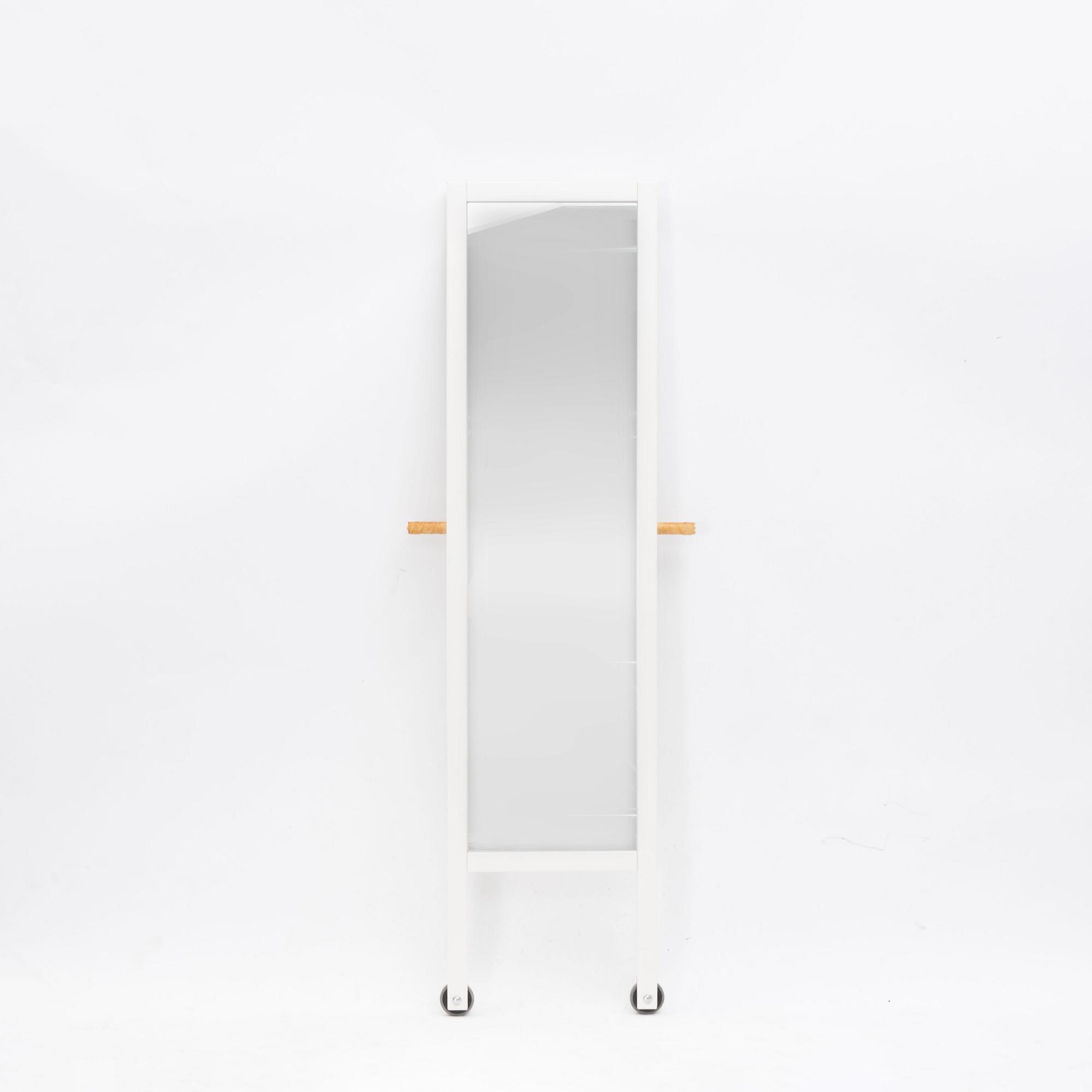 Thomas Eriksson, golvspegel "Luta", Asplund.