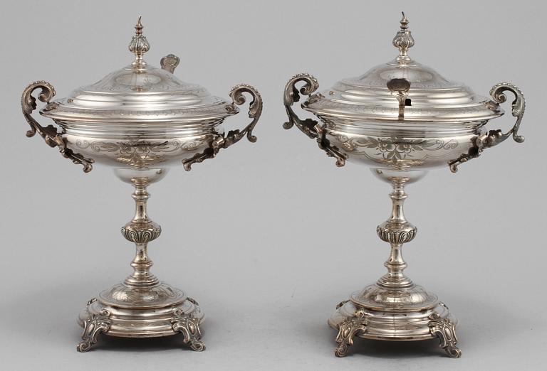 SOCKERSKÅLAR, ett par, nysilver, A G Dufva, omkring sekelskiftet 1800/1900.