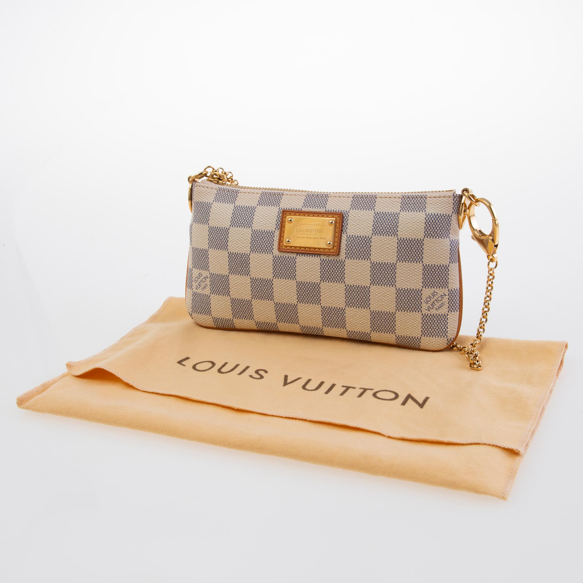 LOUIS VUITTON Damier Azur Pochette Milla Bag. Bukowskis