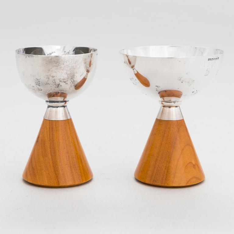 Anna-Greta Eker, A mahogany and silver sugar bowl and cream jug and a silver bowl, Auran Kultaseppä, Turku 1963-67.
