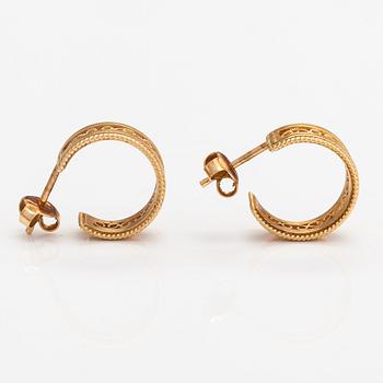 A pair of 18K gold earrings "Filigree". Kalevala koru, Helsinki.