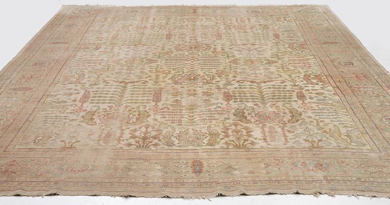 An antique Ushak carpet, West Anatolia, c. 486 x 391 cm.